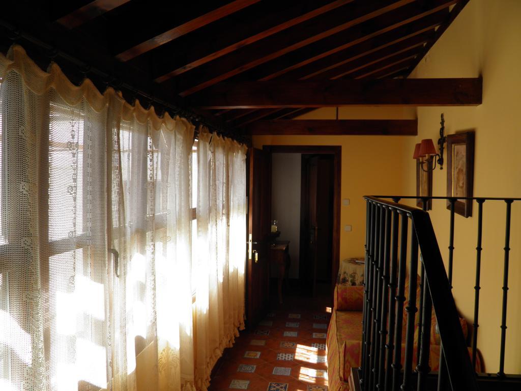 Apartamentos La Columna Chinchón Eksteriør billede