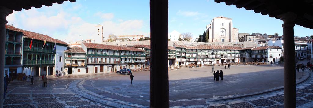 Apartamentos La Columna Chinchón Eksteriør billede